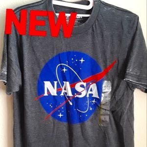 Tshirt NASA logo size Small
